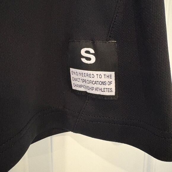 Nike Dri-Fit short sleeve v-neck athletic top - Picture 6 of 9